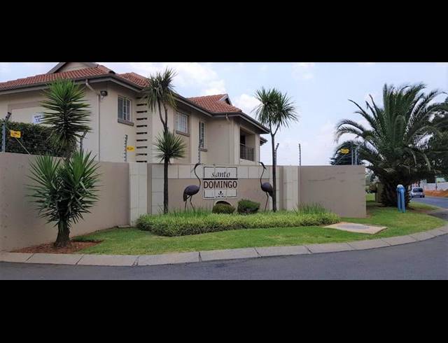 2 BEDROOM APARTMENT FOR SALE IN RYNFIELD